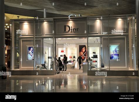 dior roissy te2 hall m|dior aéroport roissy.